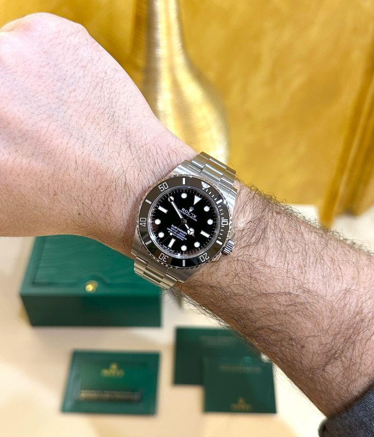 Rolex submariner Nodate 124060 del 2021