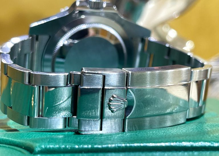 Rolex GMT 116710LN