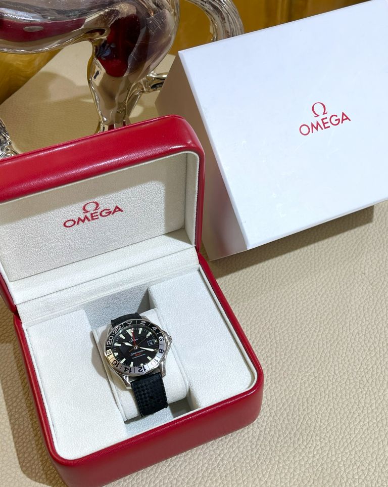 omega seamaster gmt