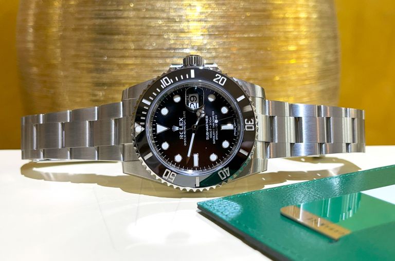 rolex submariner date 116610LN
